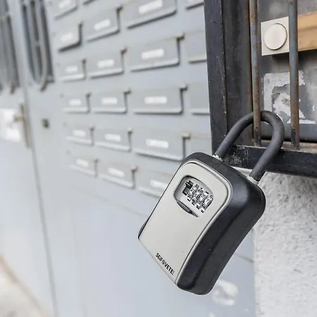 Bright And Comfy Place 바르나