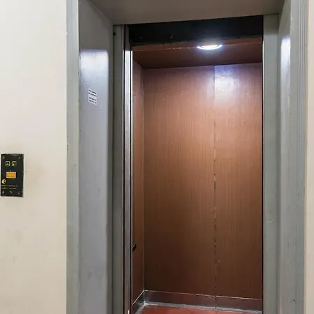 Bright And Comfy Place * 瓦爾納