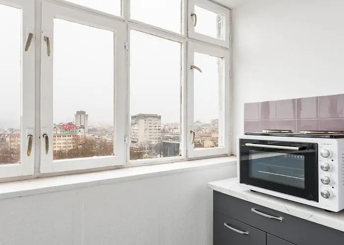 Bright And Comfy Place Apartment *